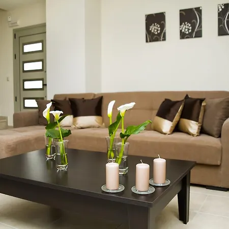 Aroma Villa *