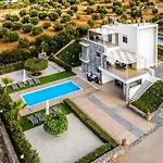 Villa Aroma *
