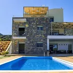 Villa Aroma *