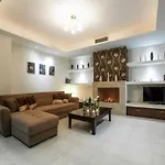Villa Aroma *
