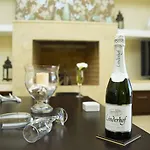 Villa Aroma *