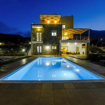 Aroma Villa *