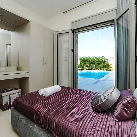 Aroma Villa *