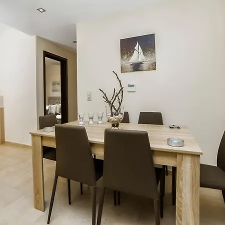 Villa Aroma